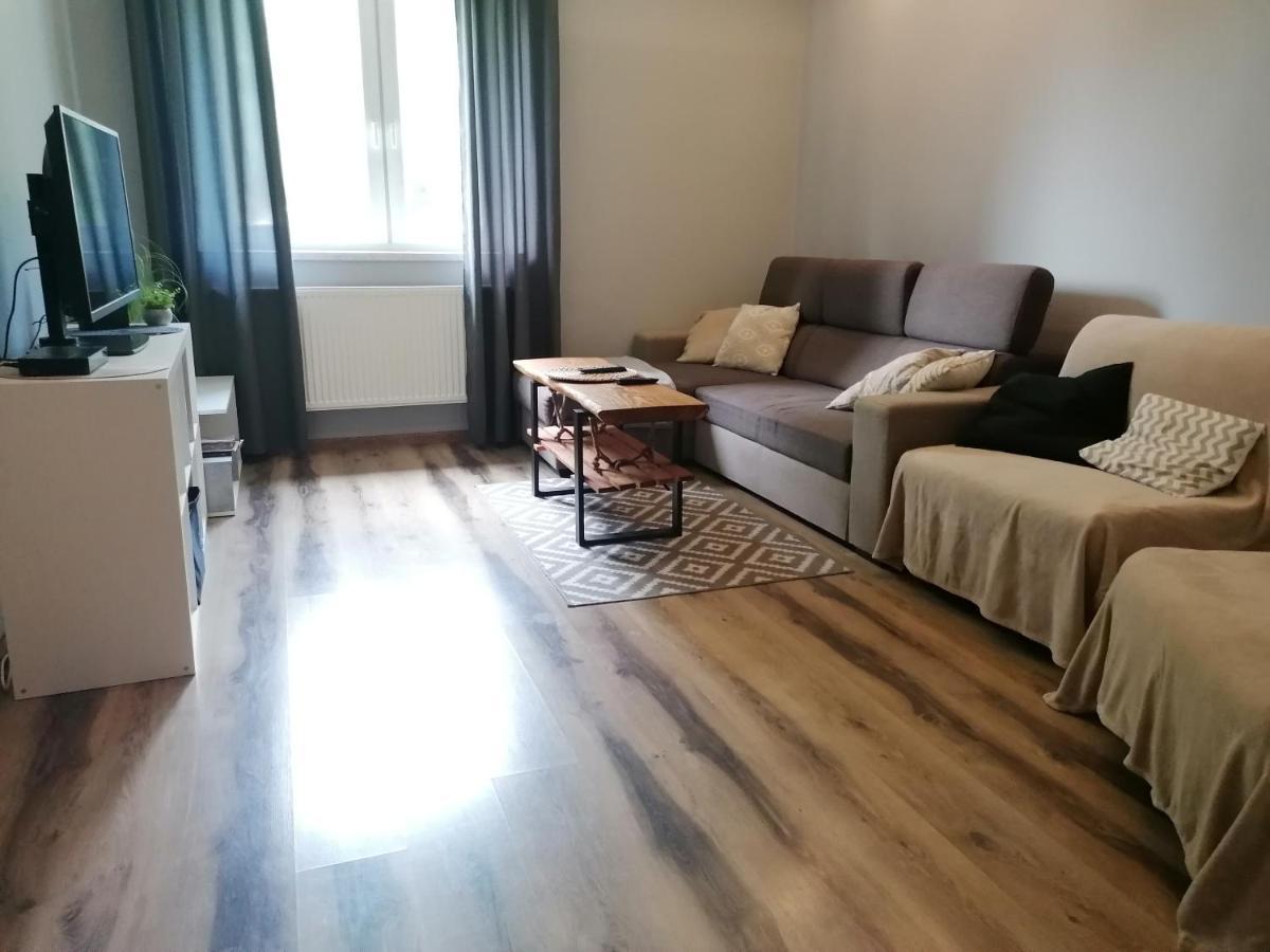 Apartament Z Widokiem تارنوفسكي غوره المظهر الخارجي الصورة